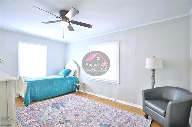 Building Photo - 1625 Burger St