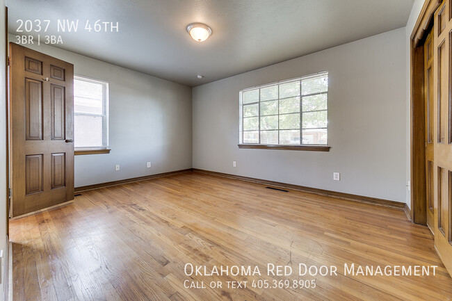 Building Photo - 2037 NW 46th-