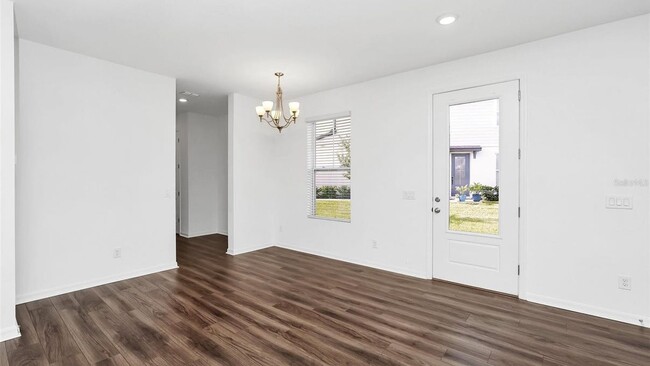 Building Photo - 1640 Sanibel Dr