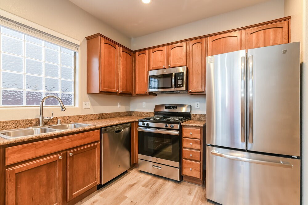 Building Photo - 328 Sweet Sugar Pine Dr
