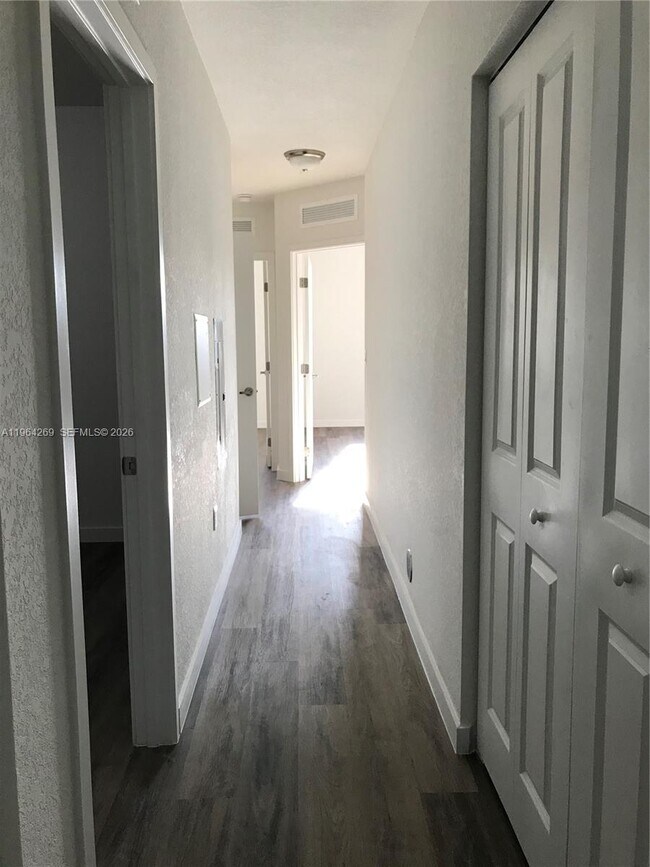 Building Photo - 15600 SW 136th St