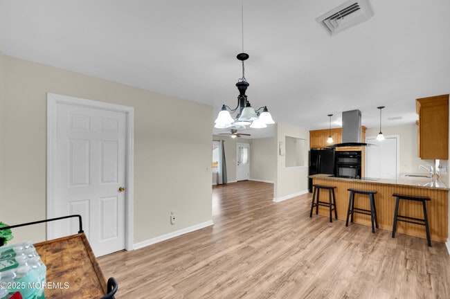 Building Photo - 1109 Spar Ave