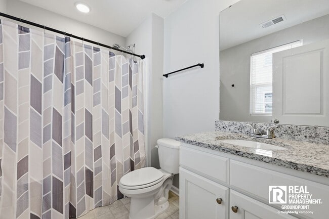 Building Photo - 3BR | 3.5BA | 3-Story Townhome | Bonus Loft | Fenced Yard