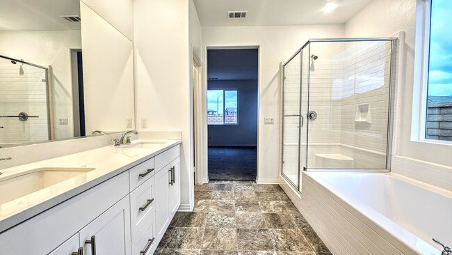 Building Photo - Rockport Ranch Beautiful Brand New Lennar ...