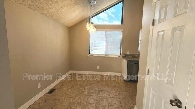 Building Photo - 3762 S Genoa Cir