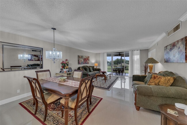 Building Photo - 3001 S Course Dr