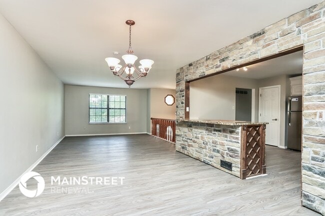 Building Photo - 1862 Cottonwood Dr