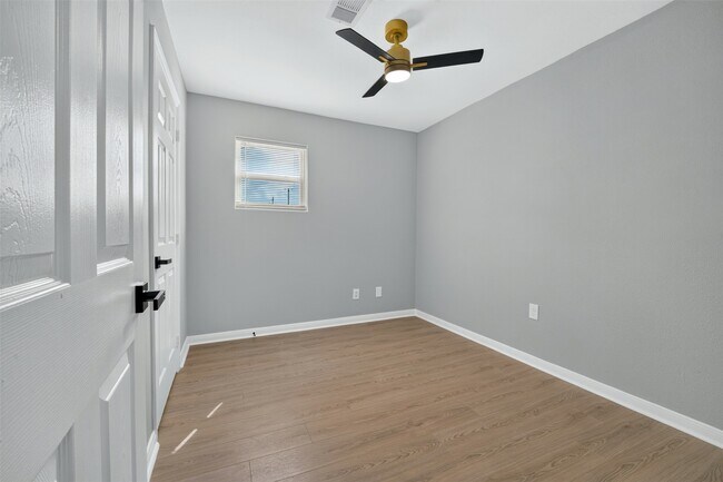 Building Photo - 2917 Avenue M