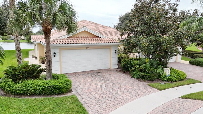 Primary Photo - 8270 Eleuthera Ln