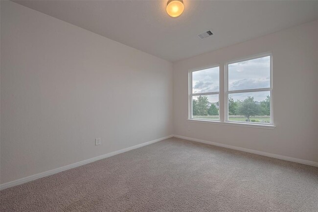 Building Photo - 16360 Oakside Hollow Ln