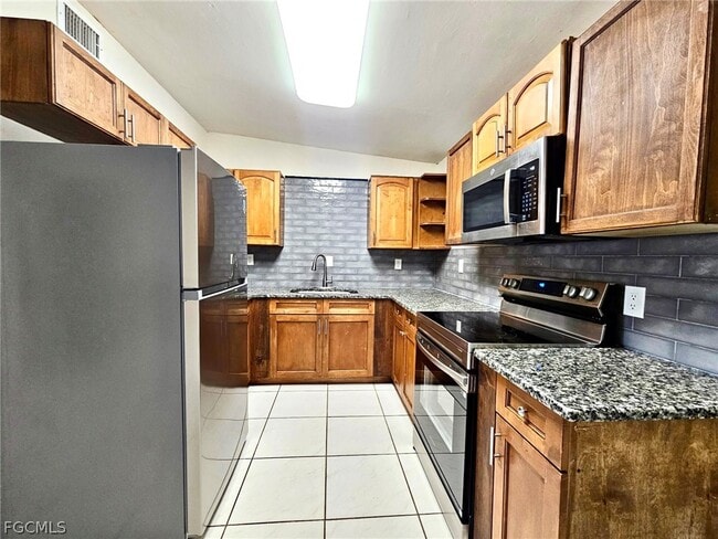 Building Photo - 1532 Veronica S Shoemaker Blvd