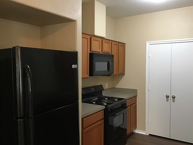 Building Photo - 2830 Wisner Cir