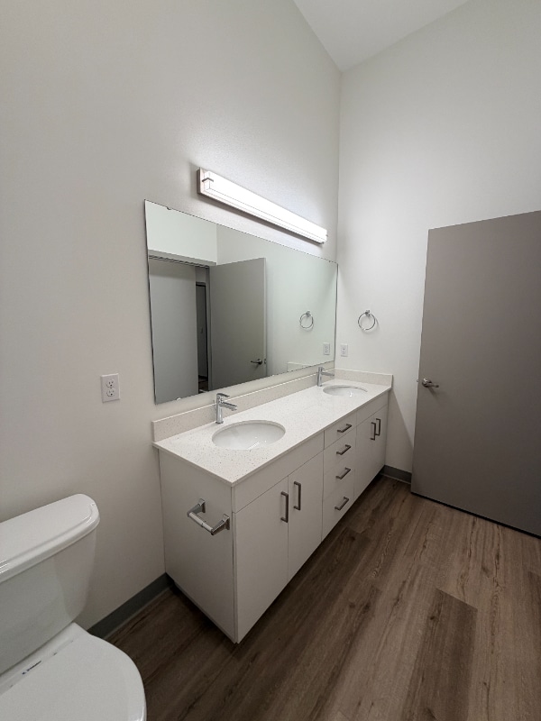 Building Photo - 2950 NE 11th St