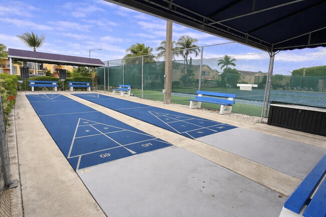 Building Photo - 141 Waterside Dr