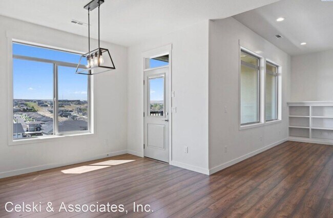 Building Photo - 5 br, 3 bath House - 6021 w 30th Ave