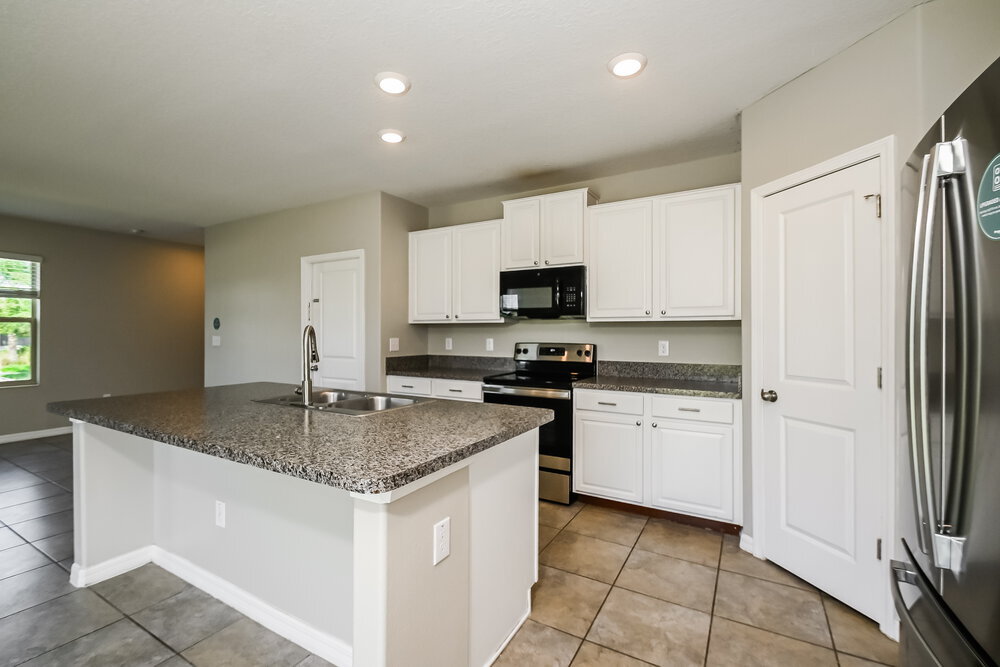 Building Photo - 7311 Ozello Trail Ave