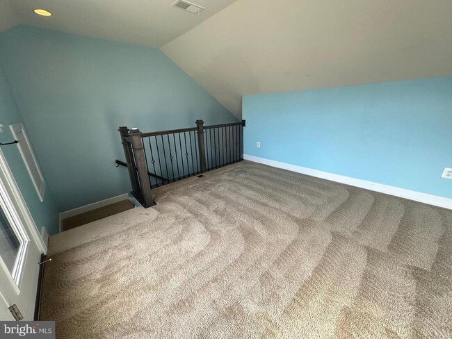 Building Photo - 3697 Ambrose Hills Rd