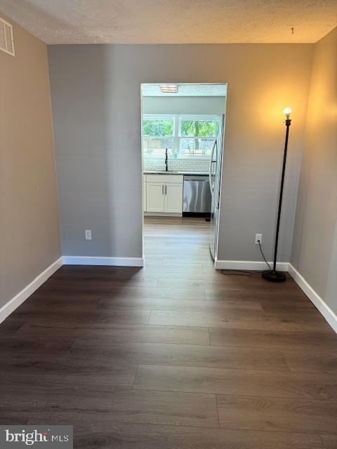 Building Photo - 1296 Holmespun Dr