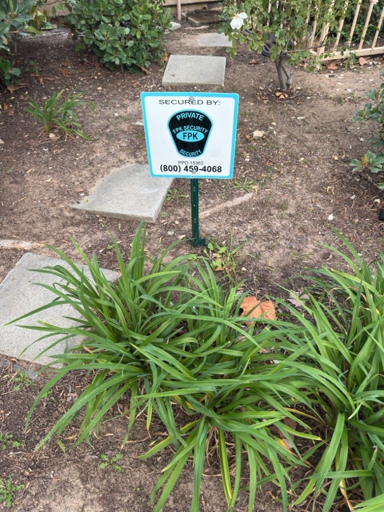 Building Photo - 27905 Crown Court Cir