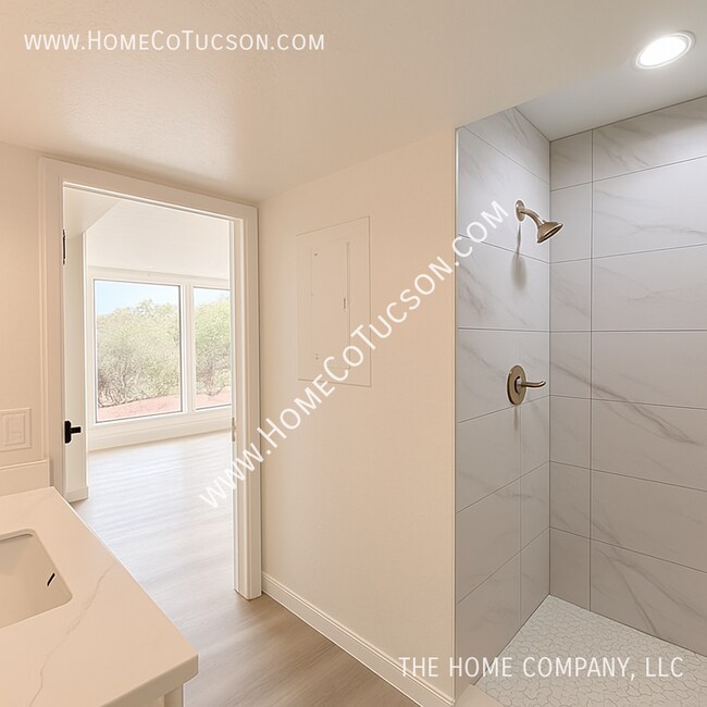 Building Photo - 5788 E Paseo Cimarron