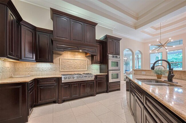 Building Photo - 3 Ivy Castle Ct