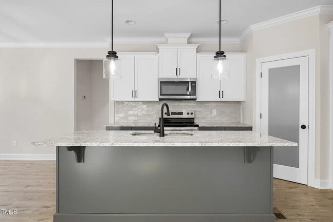 Building Photo - Earn Wealth While Leasing - Like a Homeowner - Lease to Own