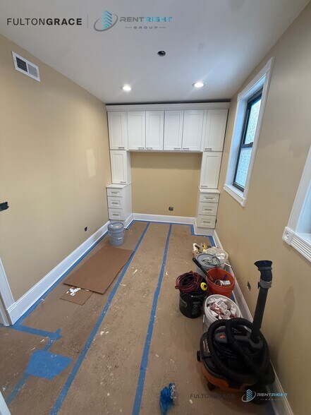 Building Photo - 1324 N Bosworth Ave