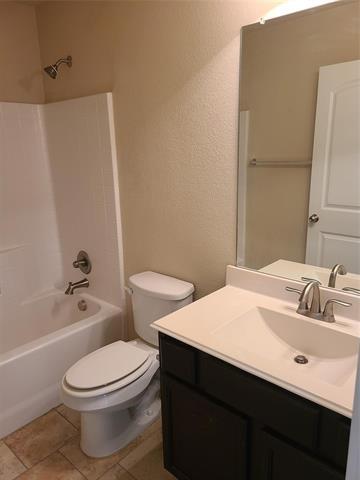 Building Photo - 3102 Flowering Springs Dr
