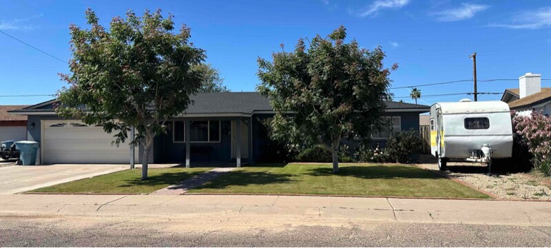 Building Photo - 3936 W Solar Dr