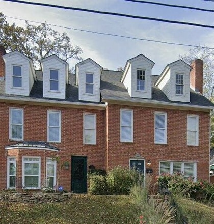 Building Photo - 1709 Pine St