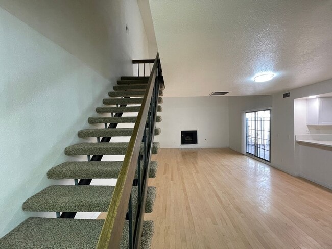 Building Photo - SPANISH VILLAS