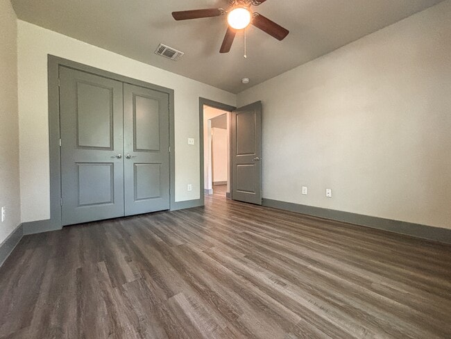 Building Photo - 1520 Eichen Rd