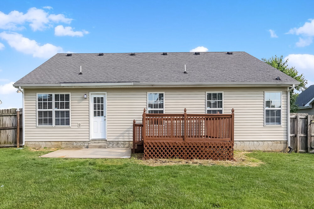 Building Photo - 1195 St Andrews Dr