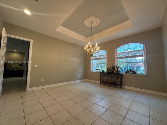 Building Photo - 15335 SW 80th Ave