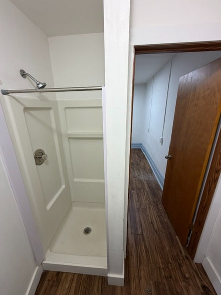 Building Photo - 708 Mills St