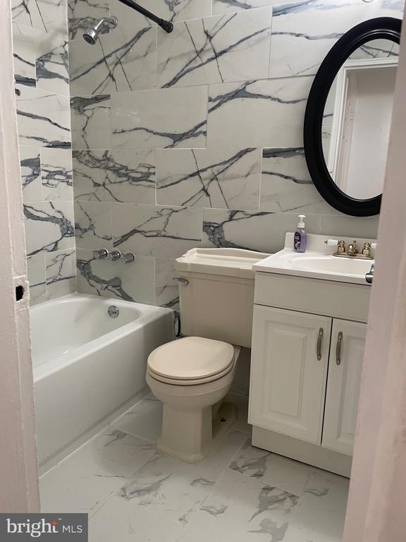 Building Photo - 2206 15th St NE