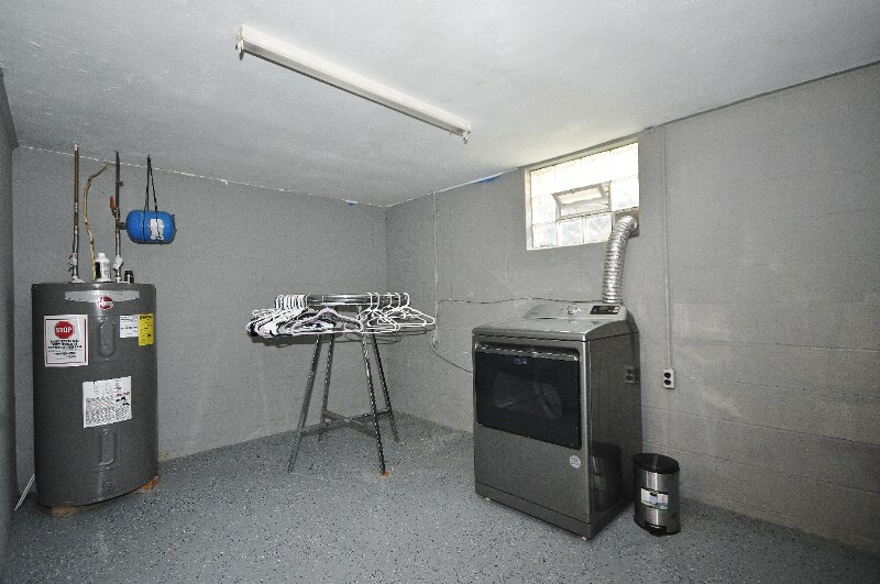 Building Photo - 740 McMurray Rd