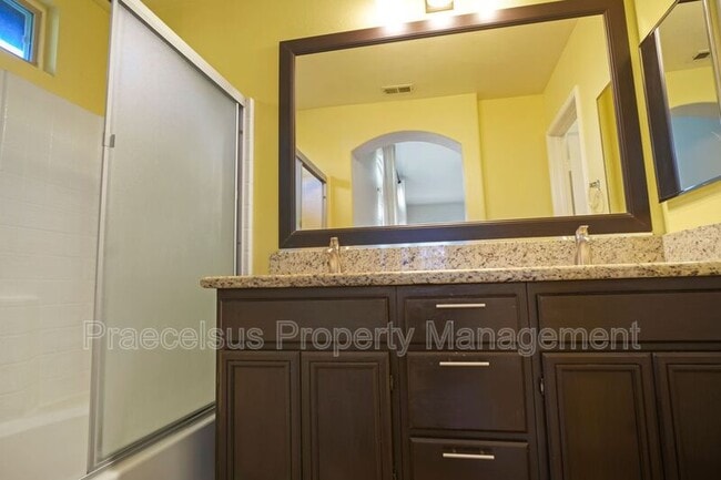 Building Photo - 2541 Garnet Peak Rd