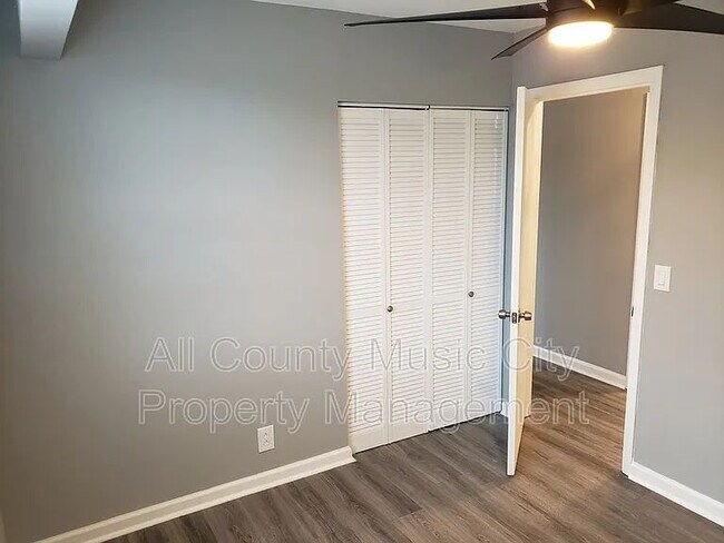 Building Photo - "Charming 3-Bedroom Retreat in Nashville – Cozy Living with 1,061 Sq Ft of Comfort!"