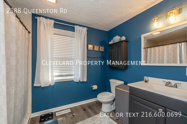 Building Photo - 2588 Queenston Rd
