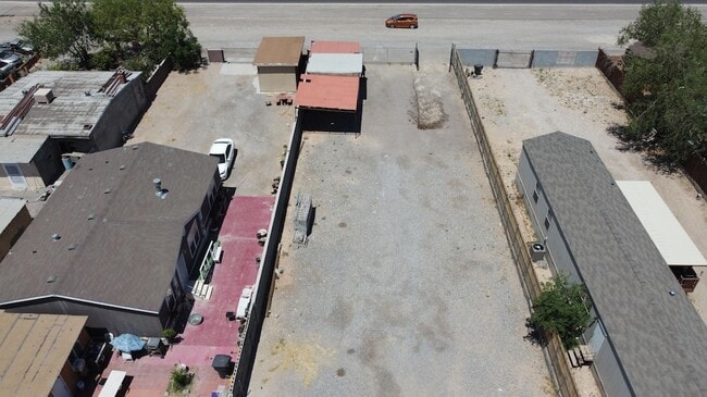 Building Photo - 8606 Gateway Blvd
