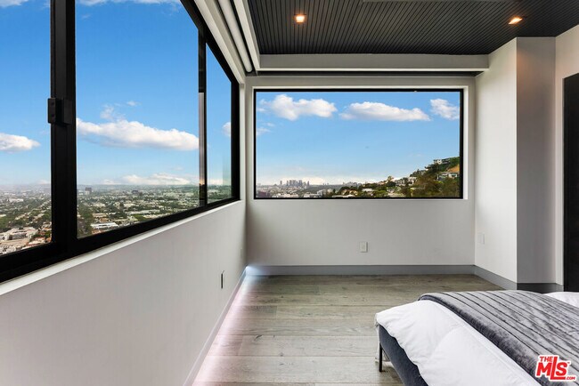 Building Photo - 1545 Marlay Dr