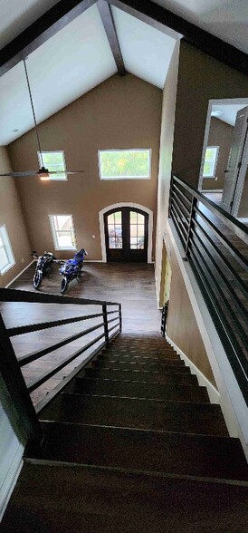 Building Photo - 6835 Purvis Ln