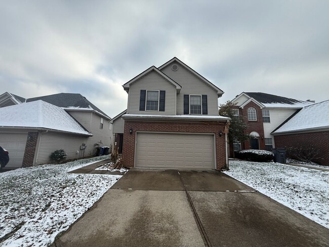 Building Photo - 568 Wellington Gardens Dr