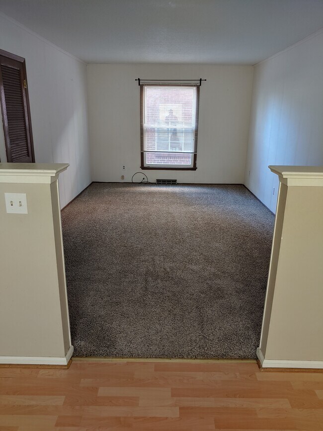 Building Photo - 3021 Powhattan Pky