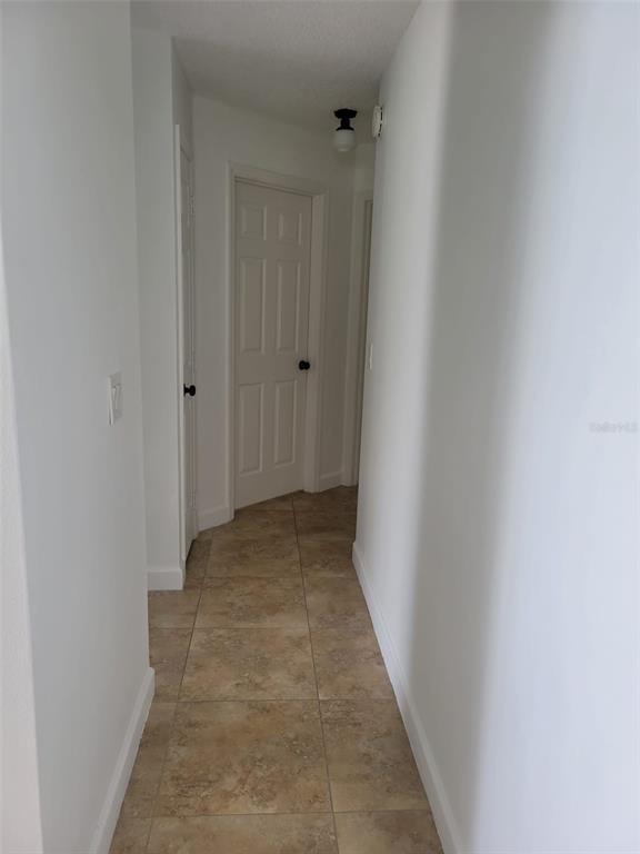 Building Photo - 2304 Anhinga Dr