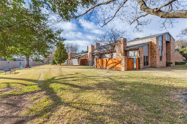 Building Photo - 12327 Montego Plaza