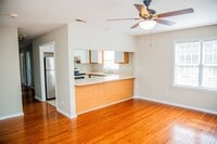 Building Photo - 2002 Idlewood Ave