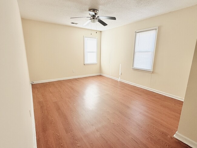Building Photo - 42 N Crossing Ct
