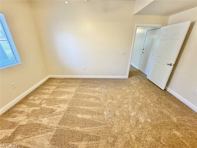 Building Photo - 5250 S Rainbow Blvd